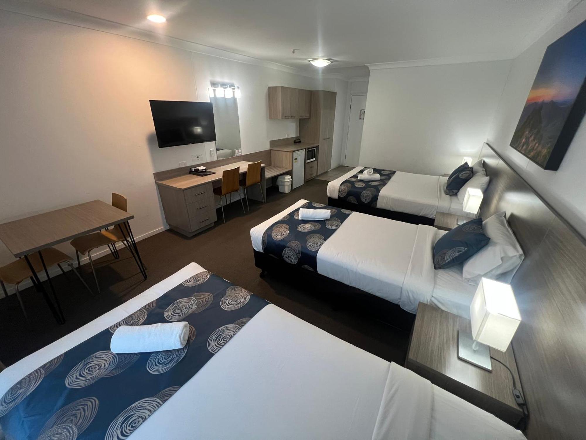 נראברי Adelong Motel מראה חיצוני תמונה