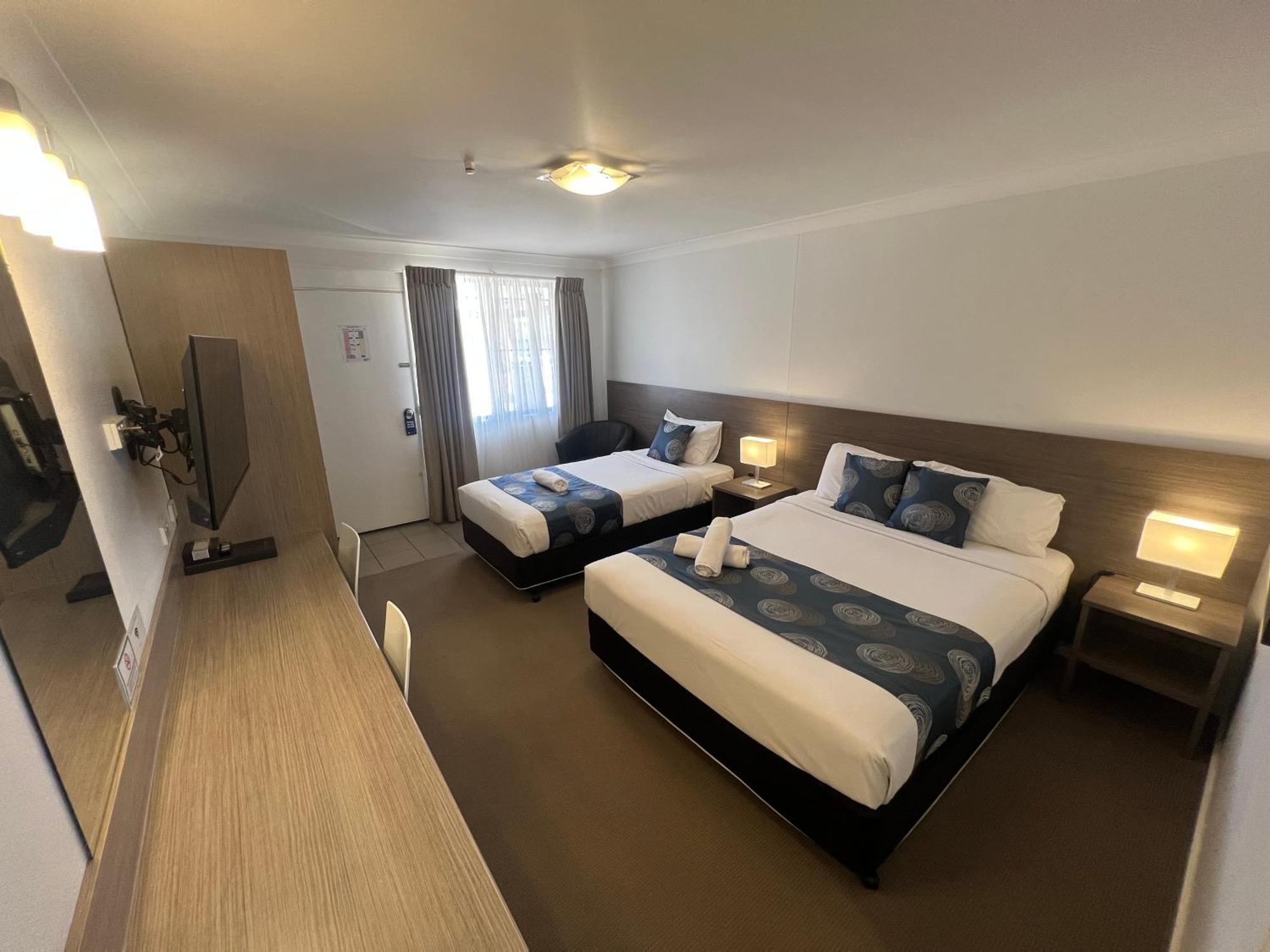 נראברי Adelong Motel מראה חיצוני תמונה